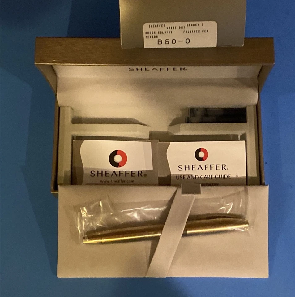 Pluma Estilográfica Sheaffer Legacy 2 #860 Oro Cepillado Oro 18K Plumín Ancho, ¡Nueva en Caja! Foto 2 de 4