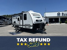 2020 Winnebago Micro Minnie 2108DS