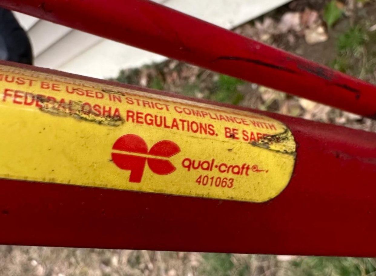 2 Qualcraft Scaffolding System Model 2200 Pump Jacks Vintage 1994