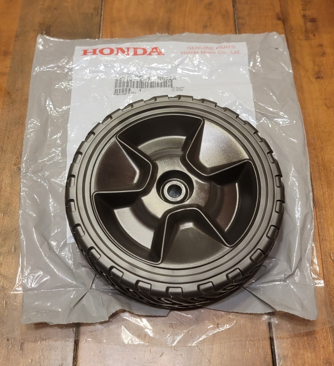 HONDA Front Wheel HRN216 44710-VR8-N00ZA Genuine OEM