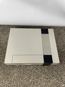 Nintendo Entertainment System Action Set NES Complete CIB Console Tested