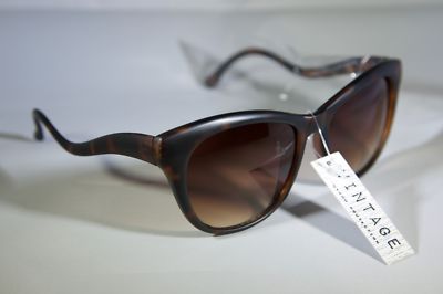 VINTAGE Eyewear Waved Side Framed Shades for Women