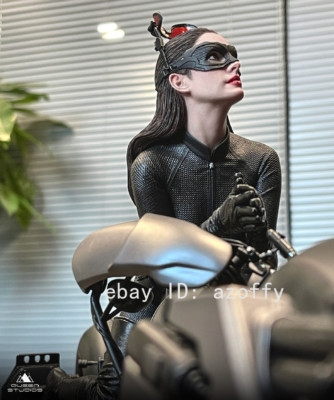 Queen Studios QS 1/6 Catwoman Anne Hathaway Painted Statue Model instock