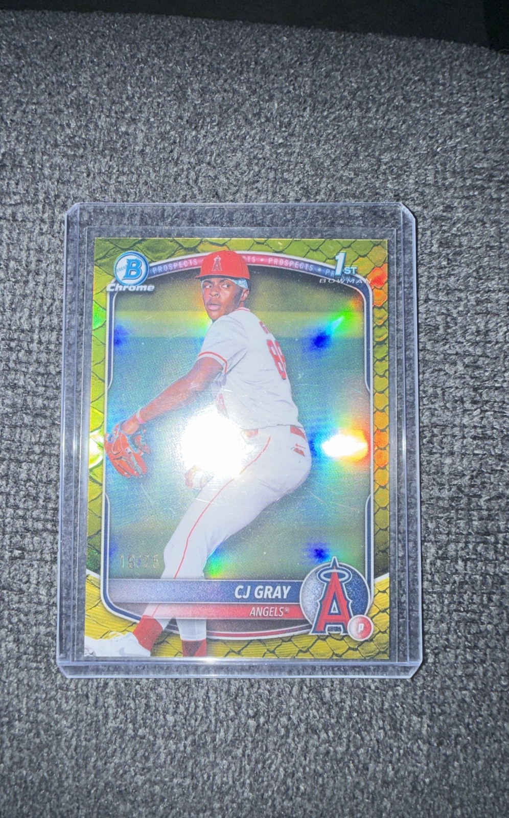 2025 Bowman Draft - Chrome CJ Gray #BDC-197 Yellow Reptilian Refractor /75 (RC)