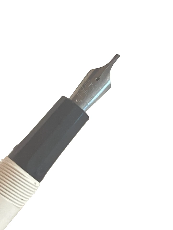 Pluma Estilográfica Osmiroid 65 Blanca con Plumín de Música de Acero Relleno Apretador.  ¡BONITO!! Foto 3 de 4