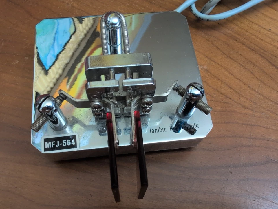 Vintage MFJ-564 Ham Radio Morse Code Iambic Key Paddle Silver - Image 2 of 4