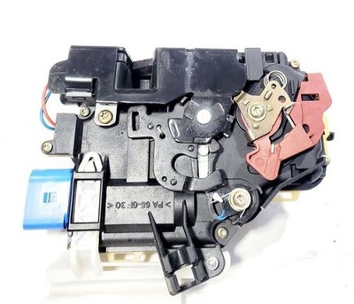 2004 Volkswagen Phaeton OEM Left Rear Door Lock Actuator 3D4839015C