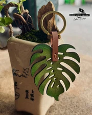 Handmade Monstera Albo Leaf Leather Keychain / Gift Idea / Plant Leather Charm