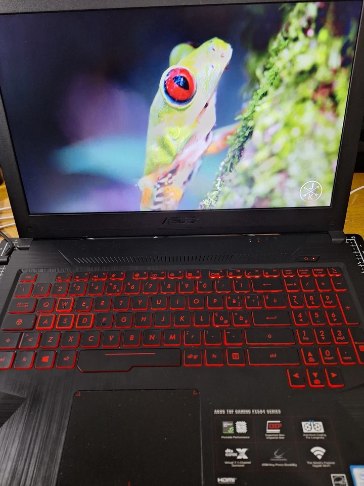 Portatile Asus Tuf Gaming FX504 - Immagine 2 di 4