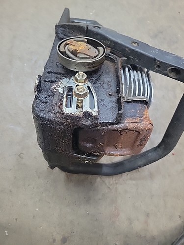 Craftsman 18" 42cc Special Edition Powerhead Crankcase Clutch M# 350.360171 - Picture 7 of 7