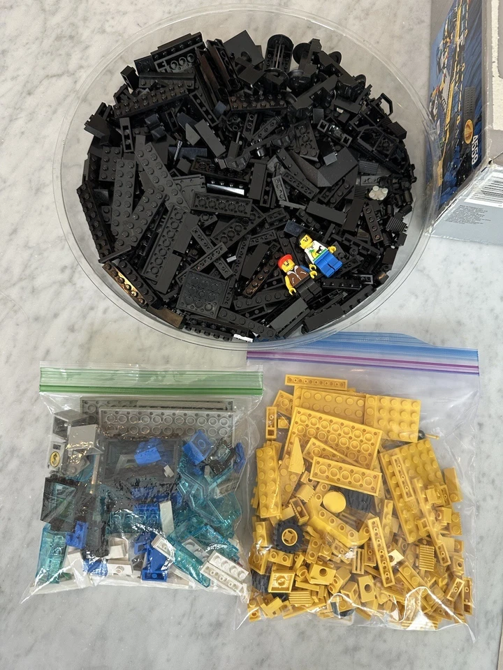 LEGO 4559 Train Cargo Railway 9V - TESTED WORKING Nearly complete w/ box manual - Image 3 of 4