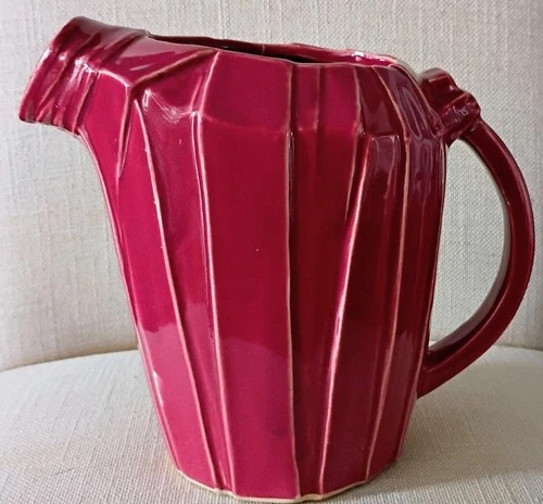 VINTAGE MCCOY POTTERY STRAP LEAF PITCHER