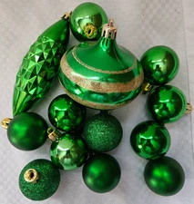 Lot Of 13 Assorted Shape/Size Green/Gold Christmas Tree Ornaments