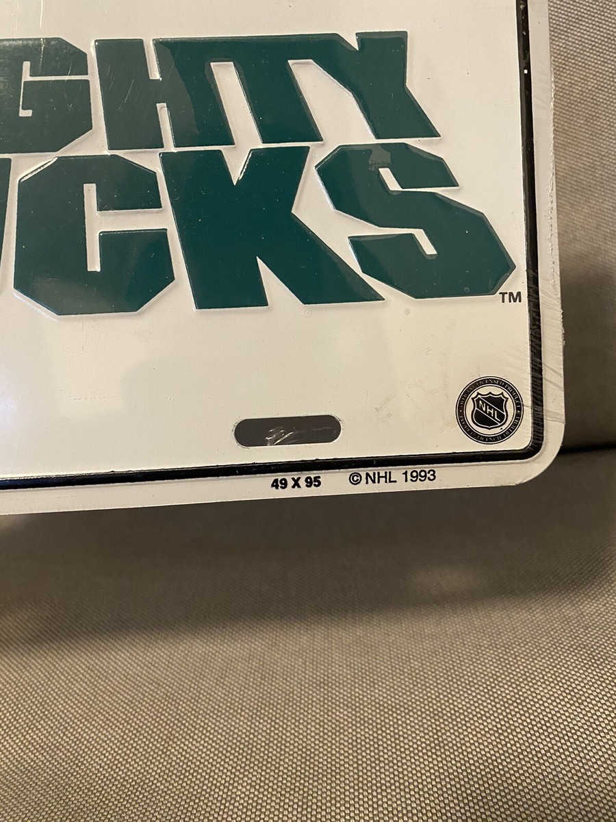 Vintage 90s NHL Mighty Ducks 1993 Disney License Plate NEW In