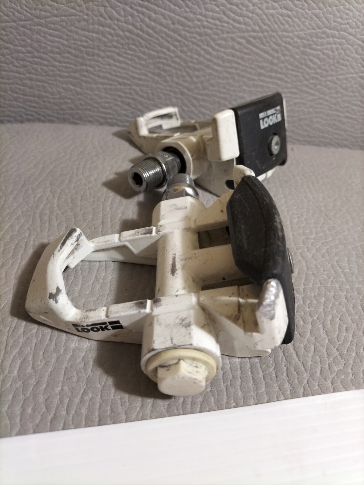 Foto 5 di 11