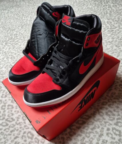 Womens Air Jordan 1 Retro Hi OG Size UK 8.5 Black University Red White B4 - Picture 4 of 21