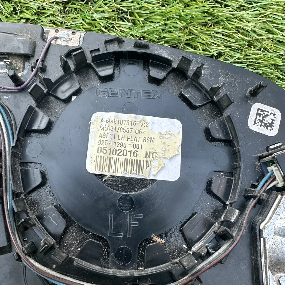 Espejo retrovisor izquierdo punto ciego de vidrio 15-23 OEM Mercedes W205 W213 W222 W253 C E S GLC Foto 3 de 4