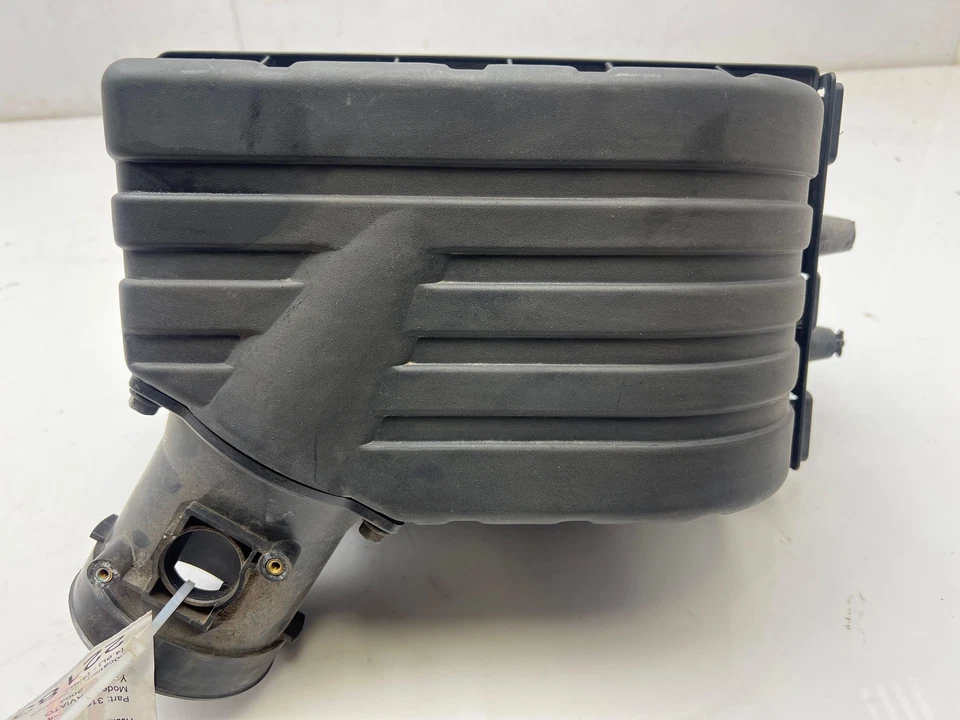 Conjunto de caja de filtro de aire Lincoln Aviator 2003-2005 OEM 2C5Z9600AB Foto 2 de 4
