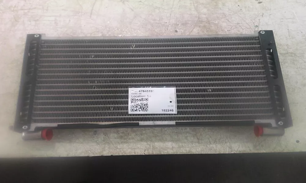 Case/case I.H. Cooler, Oil 47645195 | eBay