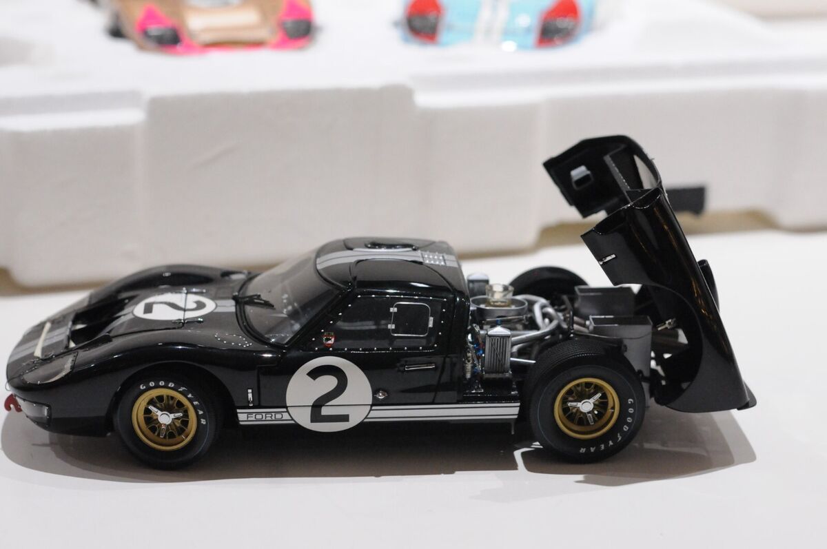 EXOTO RLG18SC2 FORD GT40 GIFT SET 1-2-3 LE MANS 1966 SCALE 1 EXOTO RLG18SC2 FORD GT40 GIFT SET 1-2-3 LE MANS 1966 SCALE 1