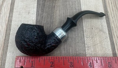 Peterson s System Standard Sandblasted Bent #303 P-Lip K & P Estate Tobacco Pipe