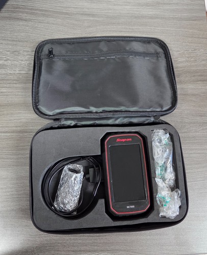 Snap-on BK7000 HD Digital Borescope - 5.5mm Dual Imager - Complete w/ Case
