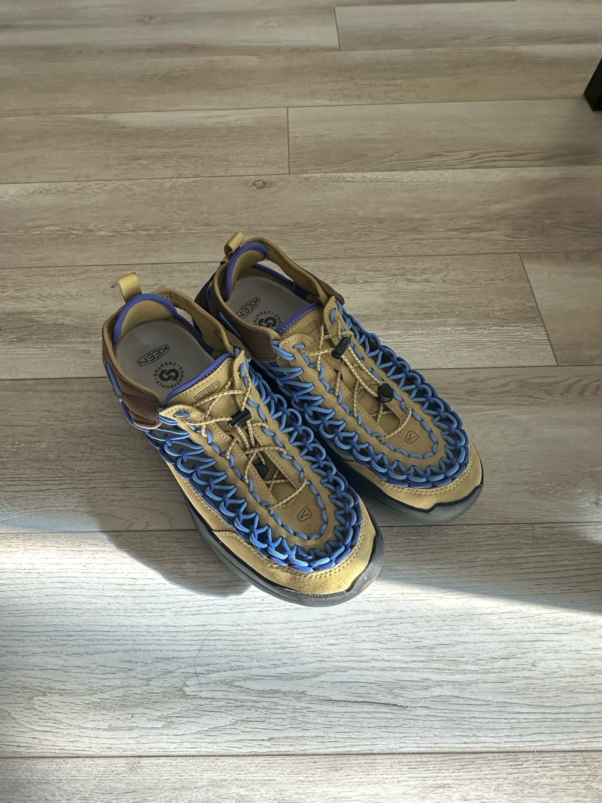 Keen Men’s UNEEK WK FAF Sneaker Size 12 & 13 MSRP $160