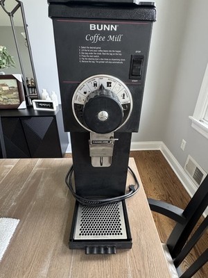 Bunn 22104.0000 G1 7 Inch Heavy Duty Coffee Grinder with 1 Lb Hopper Capacity