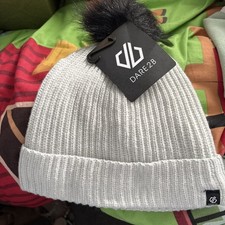 Dare2B Women’s Grey Beanie Winter Hat With Black Fur Bobble NWT