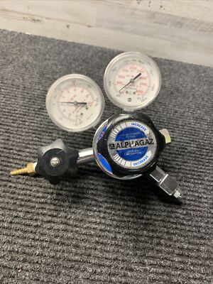 #ad Used Alphagaz Liquid Air 2500 Pressure Regulator $25.00