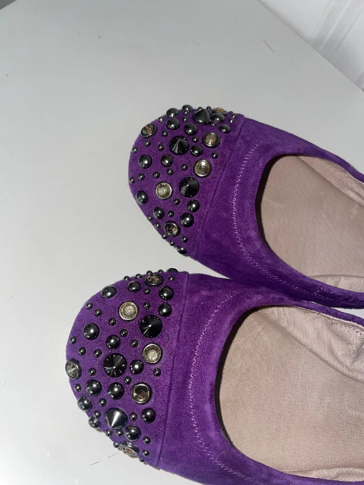 Vince Camuto Evella Mujer Púrpura Gamuza Tachonado Ballet Pisos Talla 7.5/37.5 Foto 2 de 4