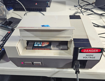 NES Console Bundle with Two Original Controllers, Cords - Works