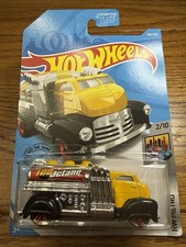 2020 Hot Wheels HW Metro Fast Gassin' #190 Yellow/Chrome D2