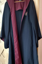 Universal Studios Harry Potter Gryffindor Robe Fantasy Collectible