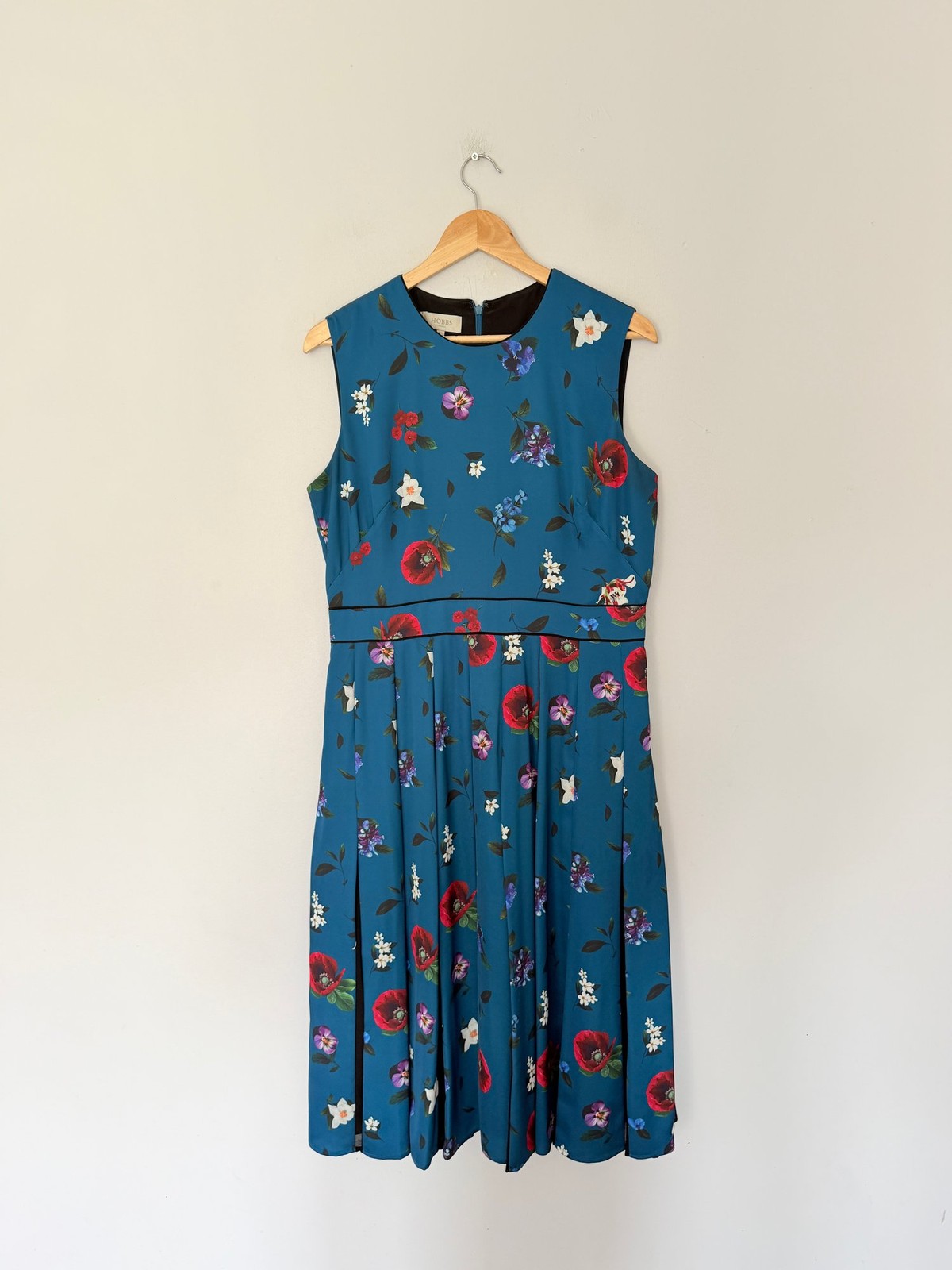 Hobbs Dress Size UK 14 Blue Floral Pleated Wedding Guest Occasion Midi