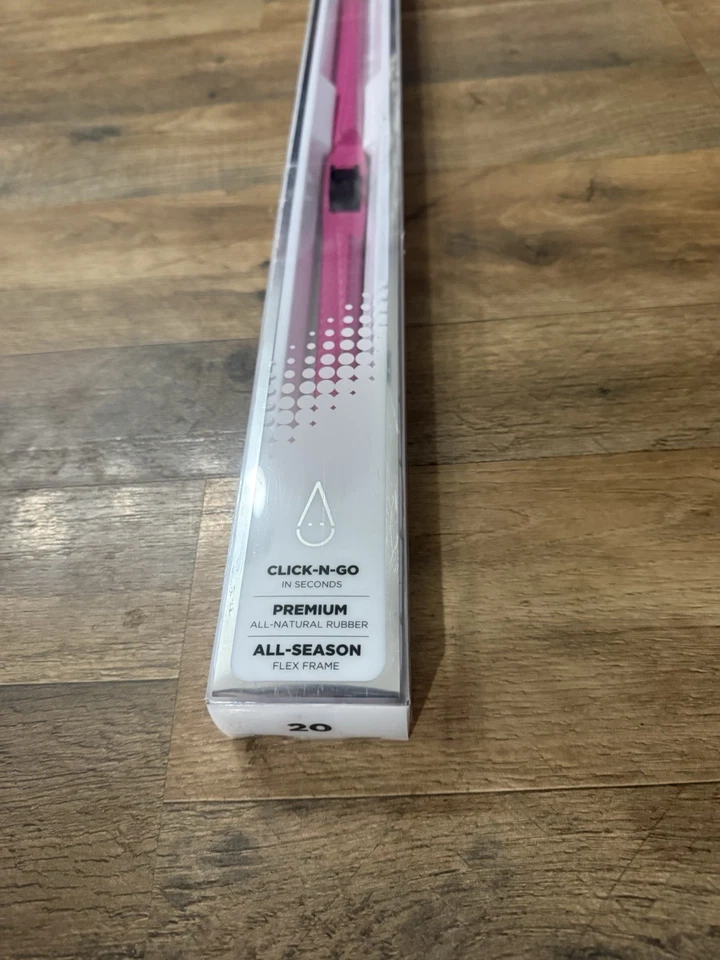 Limpiaparabrisas Clix 20 pulgadas en aspecto de fibra de carbono rosa Foto 3 de 3