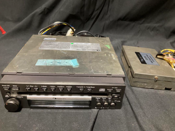 Nakamichi CD-700 1 DIN Car Audio Mobile Tuner CD Player Japan