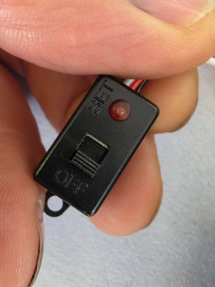 FG Gröschl 1:5 Großmodell Brushless ESC Regler NEU mit EC8 Stecker RC Typ:07909 - Bild 2 von 4