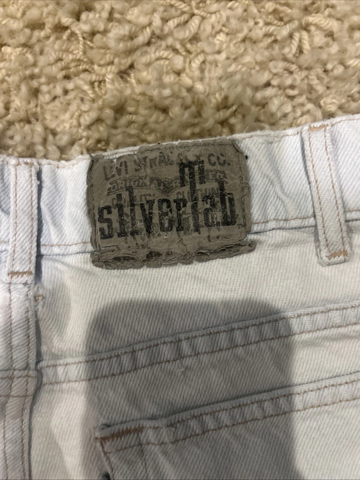 Levis Silvertab Vintage Jorts White Denim Size 33 Loose Fit - Image 3 of 4