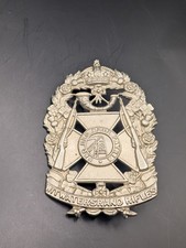 SOUTH AFRICA WITWATERSRAND RIFLES CAP BADGE ON LUGS KINGS CROWN ANTIQUE ARMY 