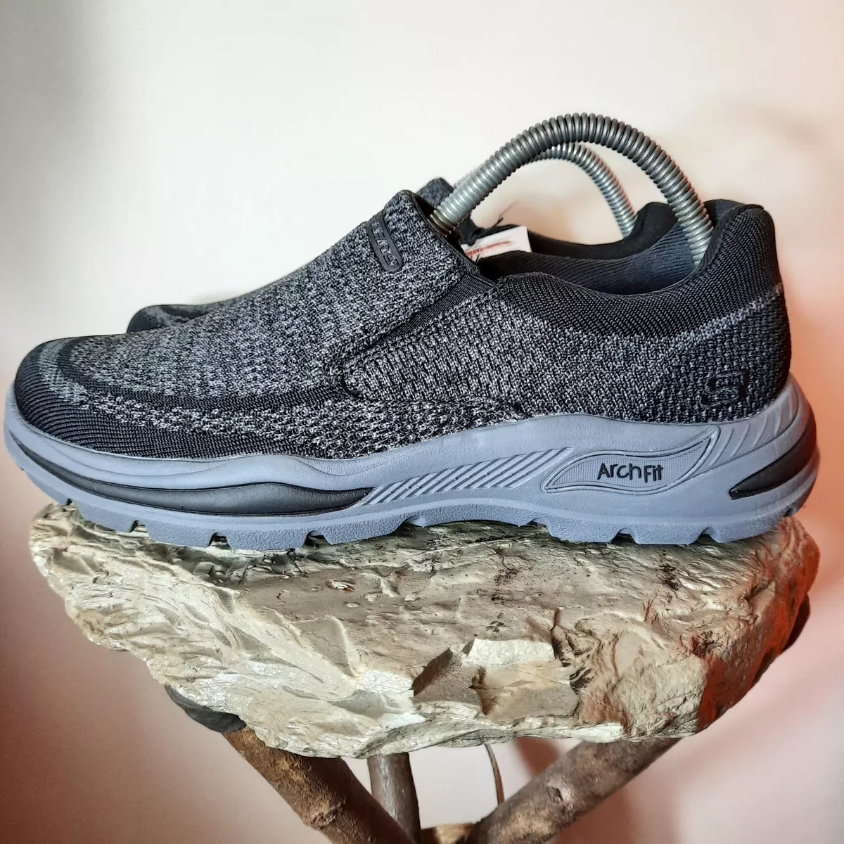 Skechers arch 2024 fit slip on