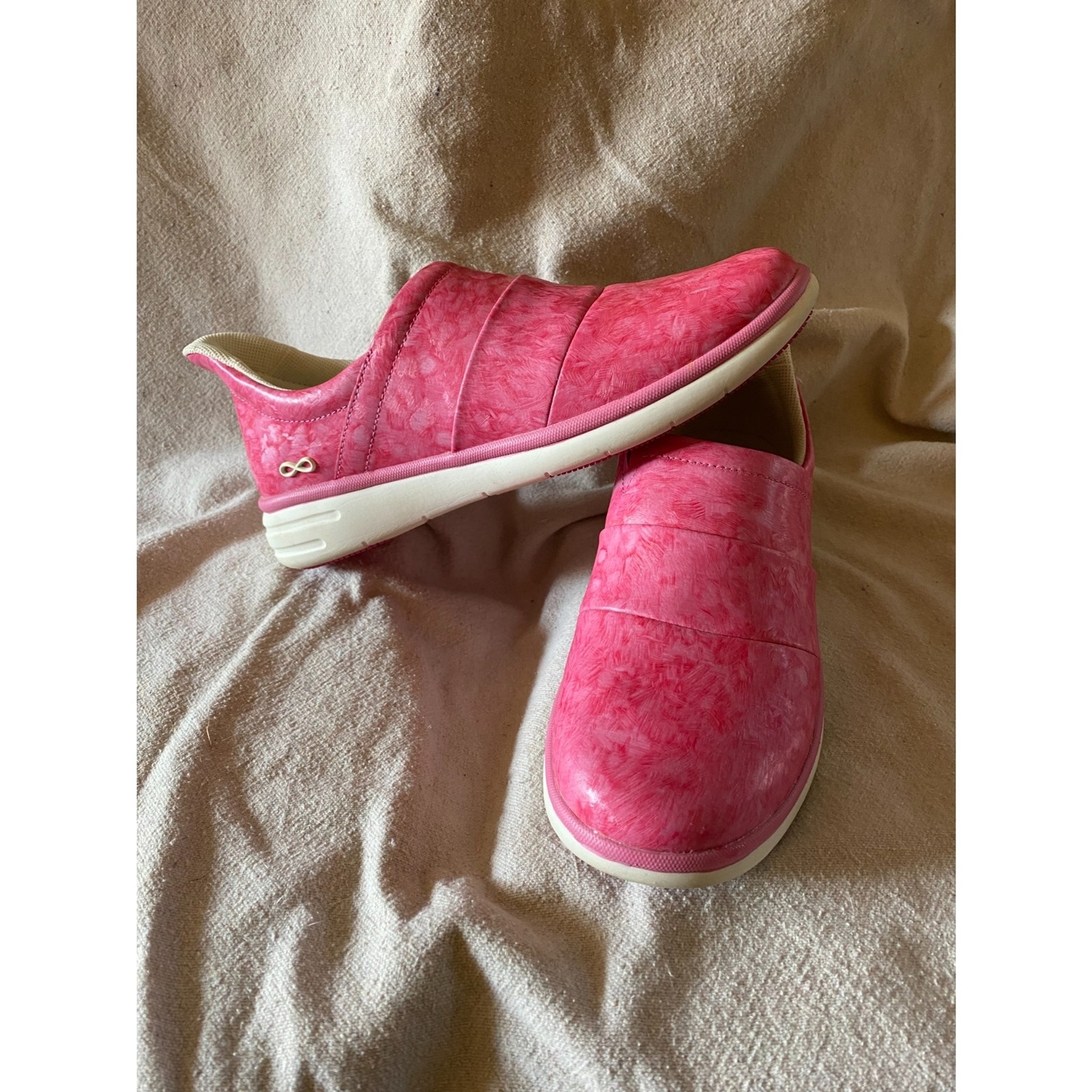 Infinity by Cherokee Uniforms Nurses Shoes Sz 9 Gem