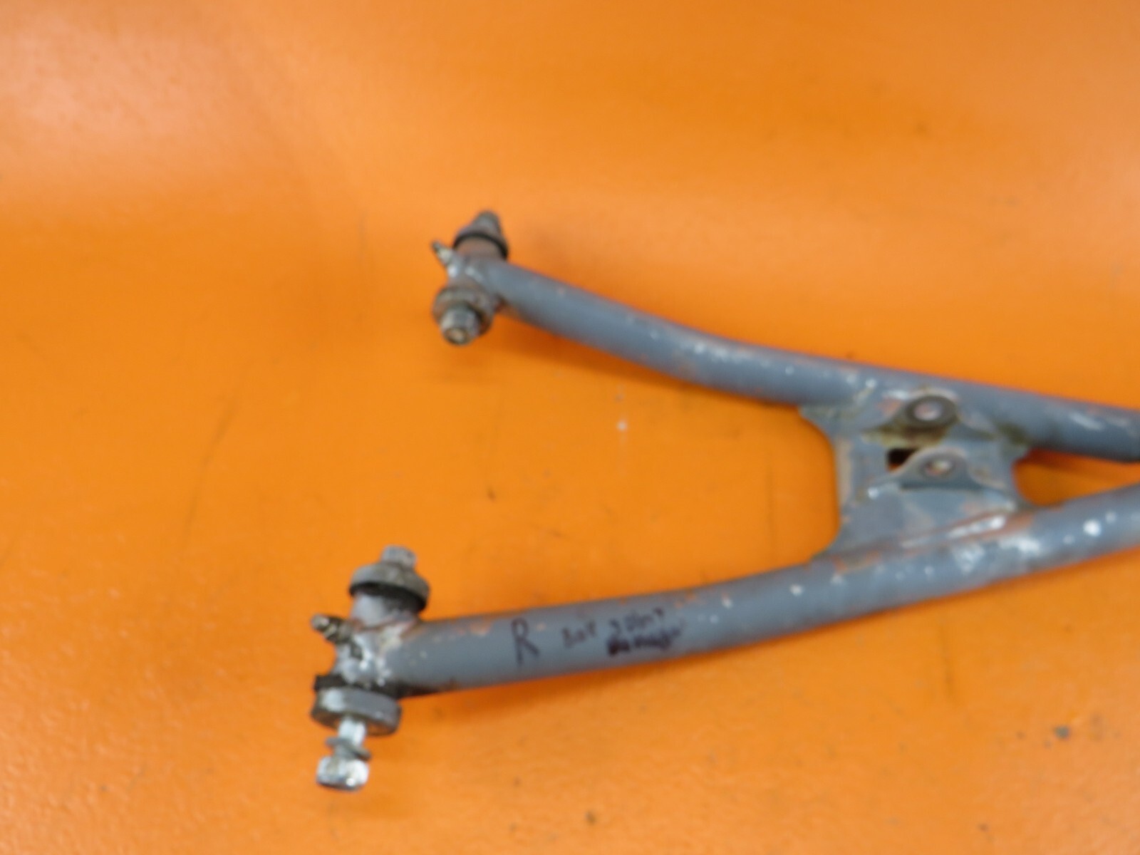 2004 2009 Yamaha YFZ450 YFZ 450 OEM FRONT RIGHT LOWER A ARM CONTROL