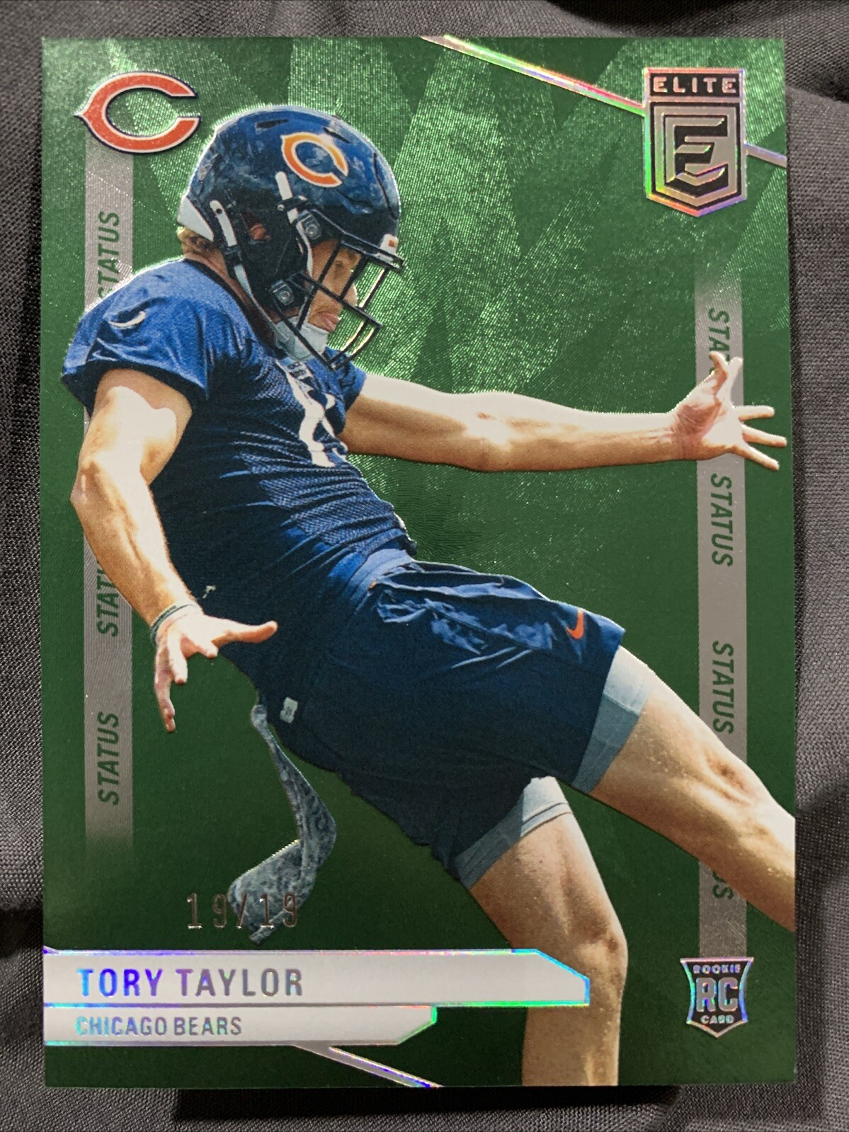 TORY TAYLOR 2024 PANINI ELITE GREEN STATUS RC ROOKIE 19/19 1/1 CHICAGO BEARS