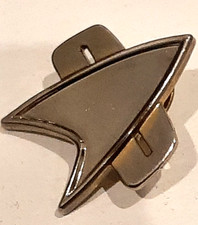 Vintage 1994 Hollywood Star Trek VOYAGER Metal COMMUNICATOR Metal PIN Badge RARE