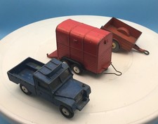 CORGI LAND ROVER 109, CORGI HORSE BOX, DINKY TRAILER  3 IN TOTAL REF :  MAR : 5