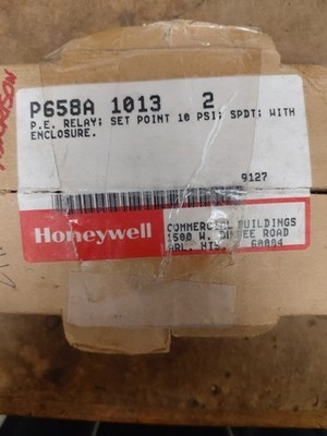 Honeywell P658A 1013 2 P.E. Relay Set Point 10 PSI SPDT Refrigeration Controller