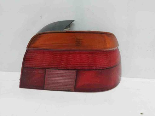 BMW 5 E39 Rücklicht hinten links 8358032 3.00 Diesel 135kw 2001 31903974