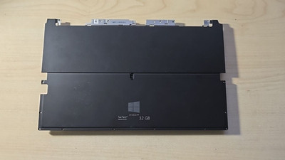 Microsoft Surface RT 32GB 1516 Windows Tablet 10,6'' Touch WiFi DEFEKT