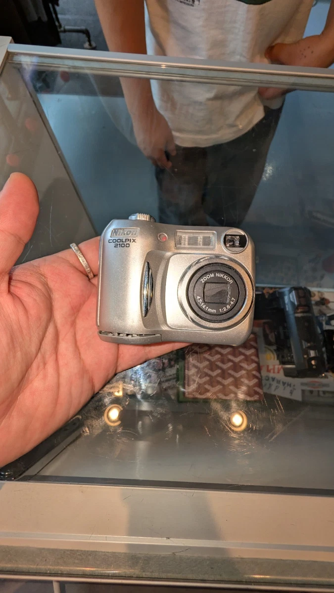 Nikon COOLPIX 2100 Digital Cameras for Sale | Shop New & Used